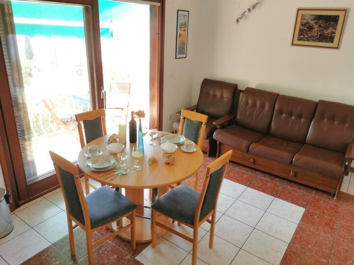 Apartment Biljana Bol Extérieur photo