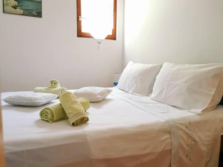 Apartment Biljana Bol Extérieur photo