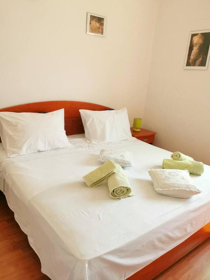 Apartment Biljana Bol Extérieur photo