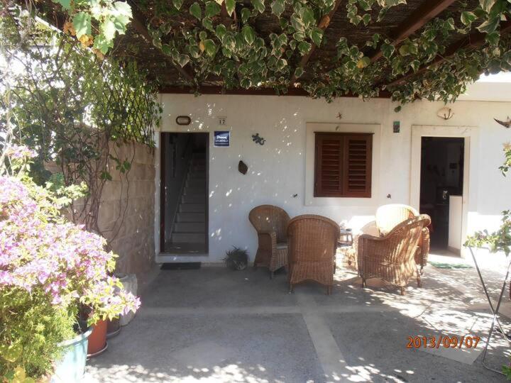 Apartment Biljana Bol Extérieur photo
